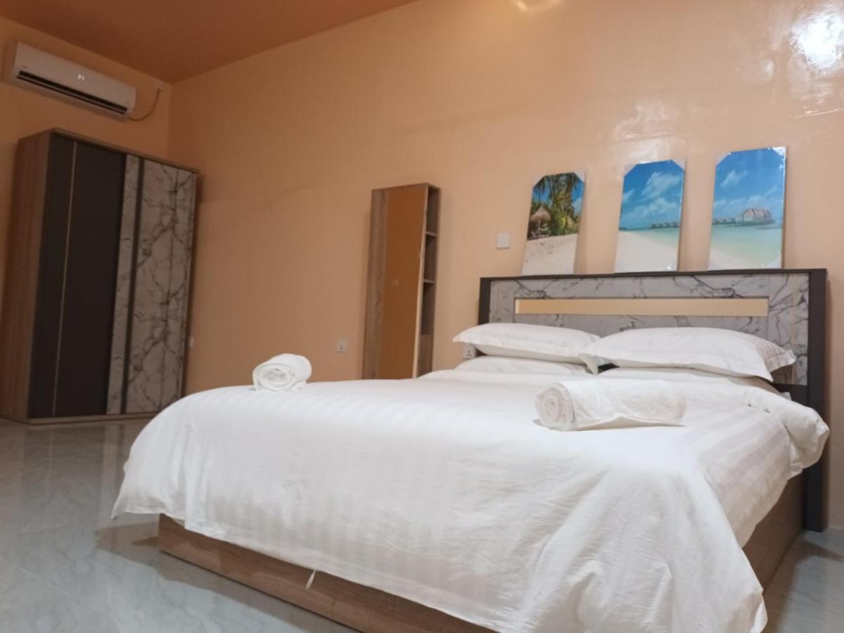 Tropical Stay Thulusdhoo Bagian luar foto