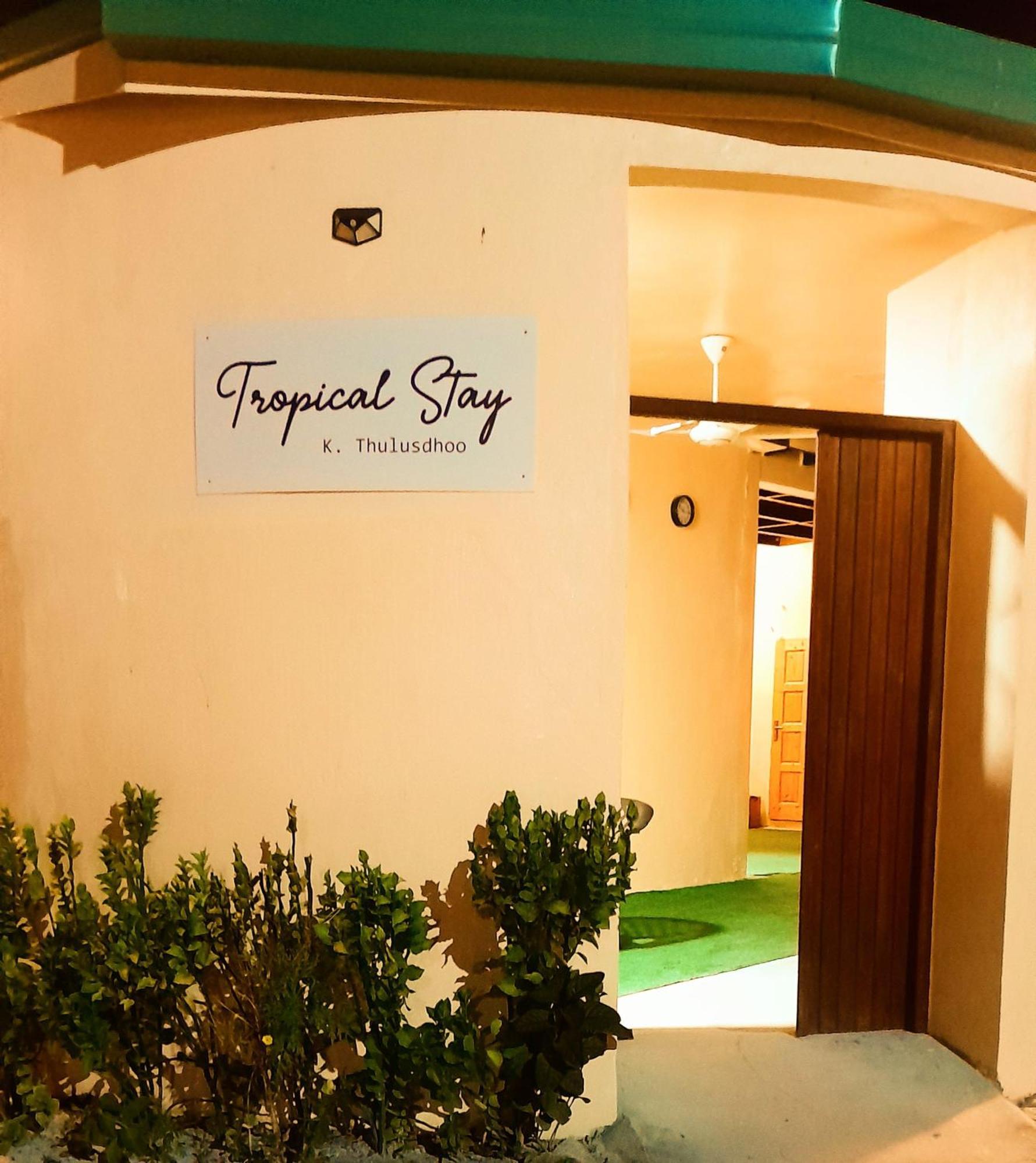 Tropical Stay Thulusdhoo Bagian luar foto